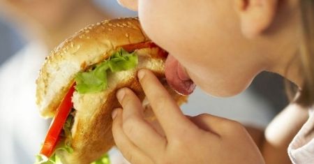 Przesolone fast foody