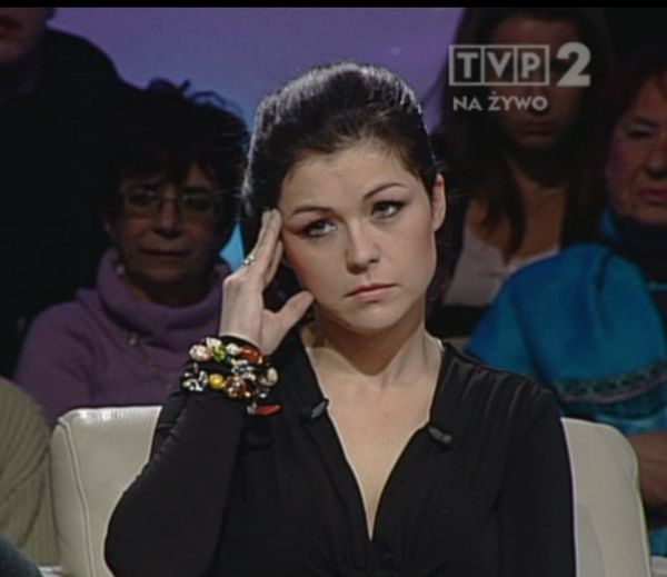 "Tomasz Lis na żywo": Celebrytki w roli ekspertów i płacz przed kamerami, czyli sprawa Madzi w programie Lisa