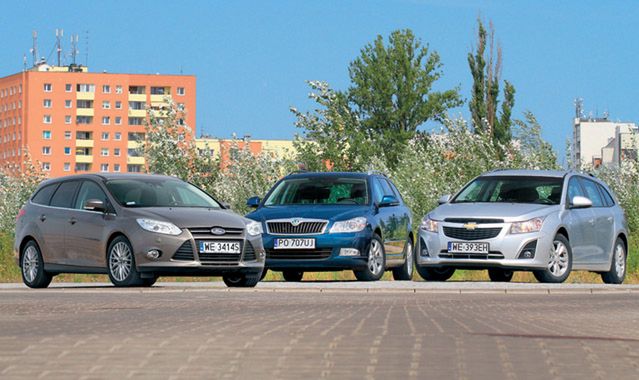 Chevrolet Cruze kontra Ford Focus i Skoda Octavia: kompaktowe kombi