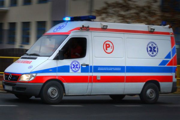 10 osób rannych w zderzeniu busa z autobusem