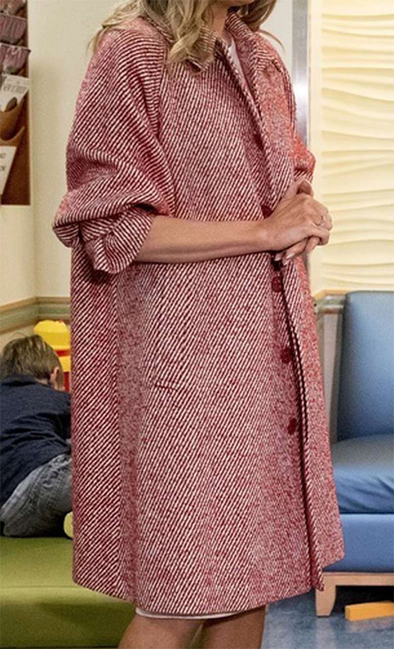 Stylizacja Melanii Trump z wizyty w szpitalu dziecięcym