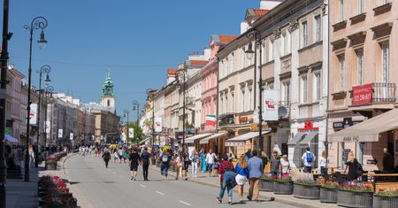 Na polskich ulicach więcej restauracji niż mody. Mowa o prestiżowych adresach