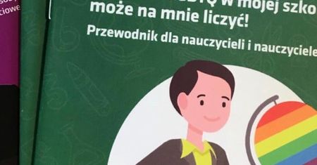 „Tęczowy Piątek”: dezinformacja i protesty wśród rodziców