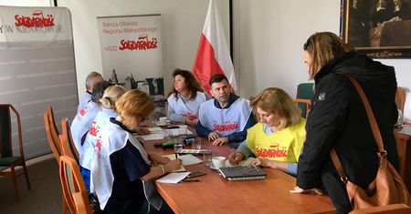 Strajk nauczycieli zaczął się w Krakowie. "Czasem członka rodziny trzeba zdyscyplinować"