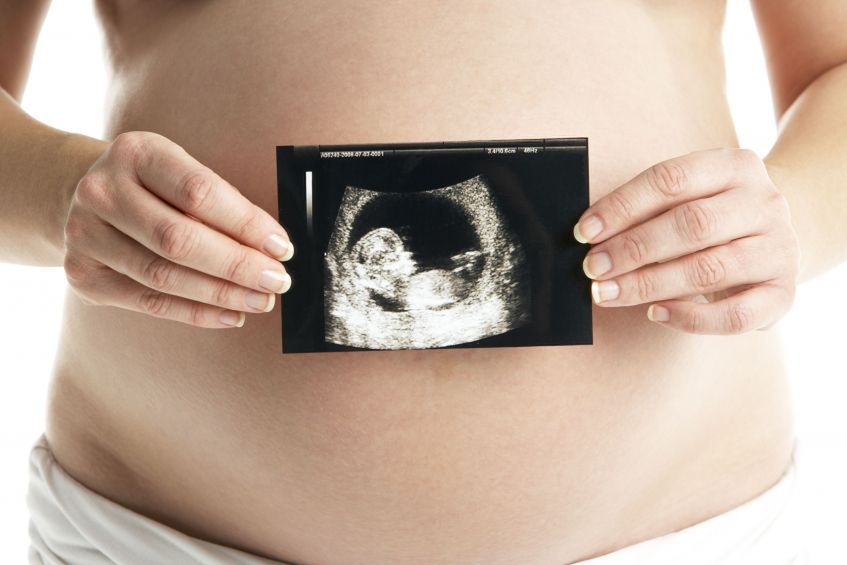 Kiedy zrobić pierwsze USG w ciąży?