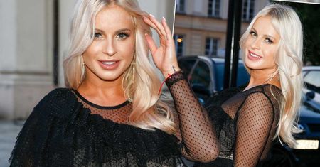 Paula Tumala kwitnie w ciąży. Obcisła mini podkreśliła jej brzuszek. Ale my zwróciliśmy uwagę na coś innego