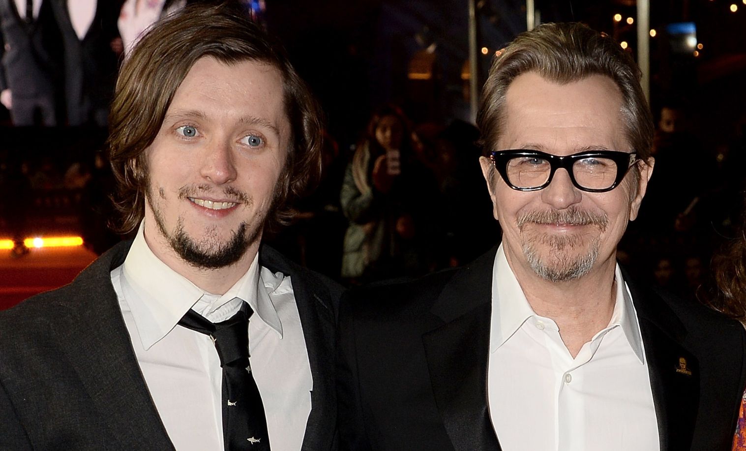 Alfie Oldman z tatą, Garym Oldmanem, w 2017 roku