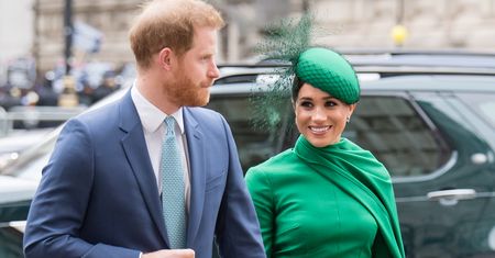 Meghan Markle o wszystkim pomyślała. Kolor jej stylizacji nie był przypadkowy