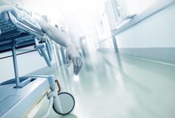 ”Białą mafię” napisał z bezsilności i złości. Patrząc na cierpienia ojca, który na szpitalnym łóżku zwijał się z bólu