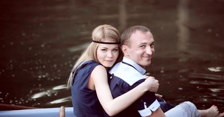 Kochała narzeczonego, szalała za jego bratem. Marta nie jest jedyna