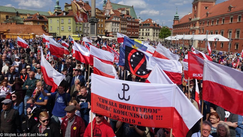 "Unia Europejska się osłabia, a powinna się wzmacniać. Wszystkie te antyeuropejskie hasła, które się słyszy w Polsce, są przeciw Polsce"