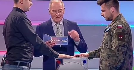W "Familiadzie" padło pytanie "Co jest zdrowe, chociaż słodkie?". Uczestnicy programu wspięli się na wyżyny kreatywności