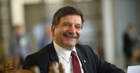 Nawet 4,1 tys. zł za jedno posiedzenie. W Sejmie jest specjalne gremium, w którym dorabiają posłowie