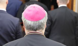 Badanie dla WP: Polacy chcą, by księża pedofile porzucili stan kapłański