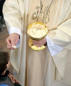 Ofiara księdza domaga się odszkodowania od wrocławskiej kurii. "Wiedzieli, że mają w swoich szeregach pedofila"
