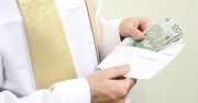 Kolęda 2020. Ile dać księdzu jako ofiarę? [NASZE BADANIE]