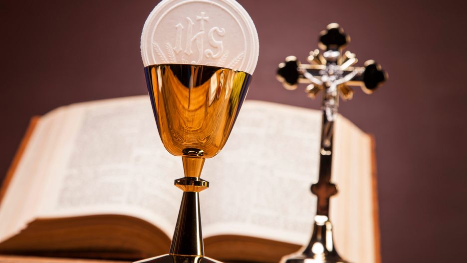 Dęby Szlacheckie. 39-letni ksiądz podczas zatrzymania miał przy sobie narkotyki