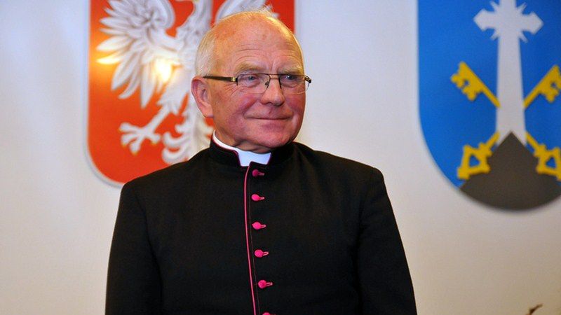 Ksiądz infułat Stanisław Olszówka