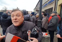 Ksiądz pojawił się na spotkaniu z Dudą. Bronił prezydenta, zwracał uwagę protestującym