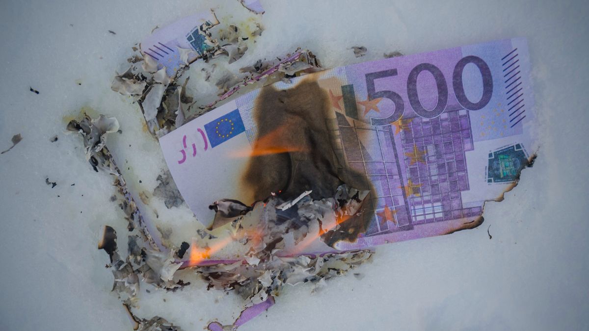 Niemiec pozwał przyjaciela za spalenie pół miliona euro.