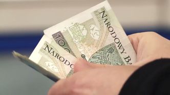 Budżet zarobił na nich ponad 160 milionów złotych. Coraz odważniej konkurują z bankami