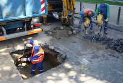 Rzeszów. Awaria wodociągu. Całkowicie nieprzejezdna droga