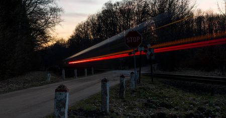 Czerwionka-Leszczyny. Rowerzysta wjechał pod nadjeżdżający pociąg. Zginął na miejscu