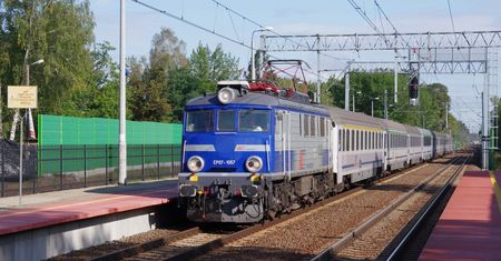 Śląsk. Śmiertelny wypadek na torach. Opóźnienia pociągów po wypadku w Pszczynie