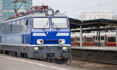 Maszynista zatrzymał pociąg i zostawił pasażerów. Zaskakujący powód