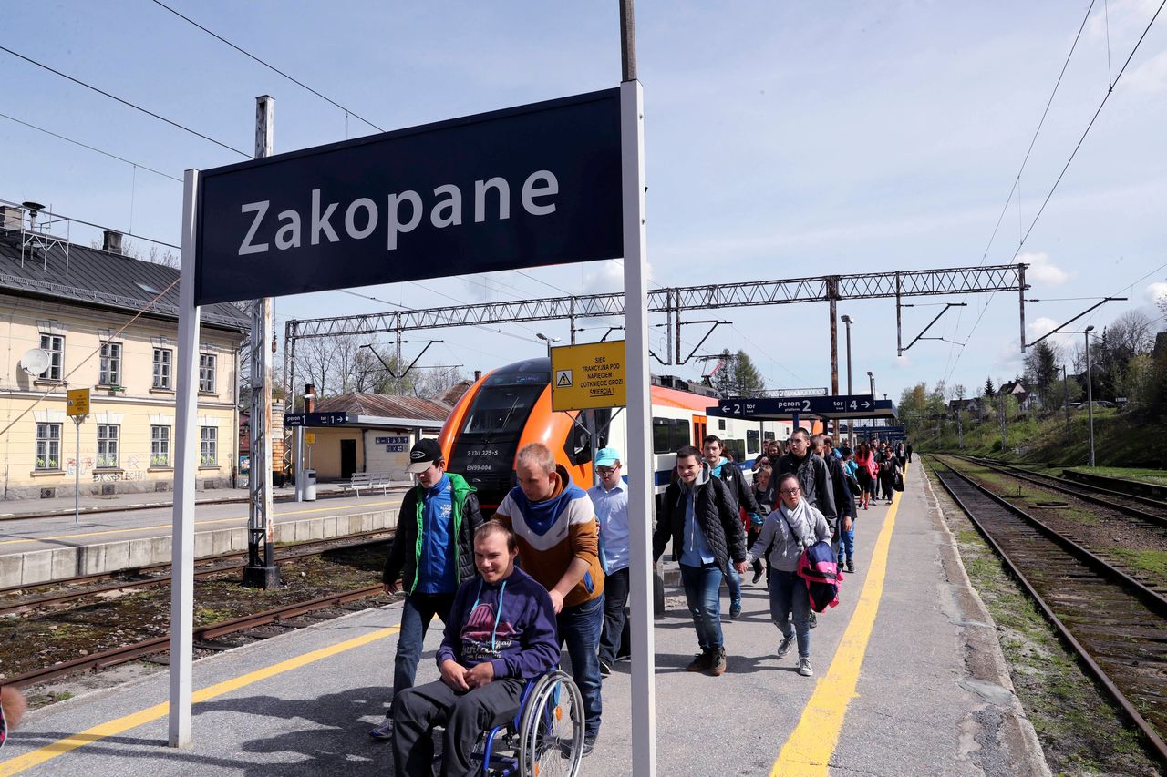 Trasa kolejowa do Zakopanego w remoncie. W góry dojedziemy autobusem