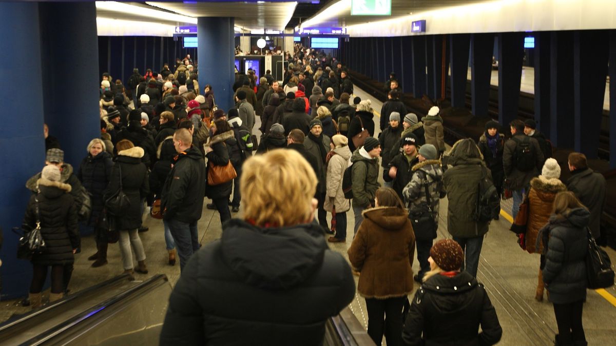 Najmniej punktualne są pociągi PKP Intercity. 