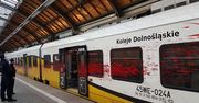 Spryskał farbą pociąg pędzący 130 km/h. 5 tys. zł. za pomoc w ujęciu wandala