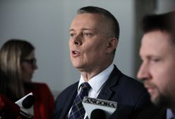 "Tłit". Tomasz Siemoniak o sondażu dla WP z Andrzejem Dudą i Szymonem Hołownią. Skomentował też propozycję PiS ws. Mariana Banasia