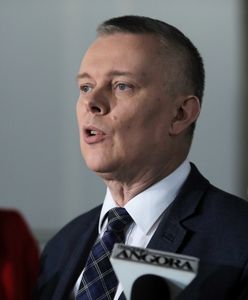 "Tłit". Tomasz Siemoniak o sondażu dla WP z Andrzejem Dudą i Szymonem Hołownią. Skomentował też propozycję PiS ws. Mariana Banasia