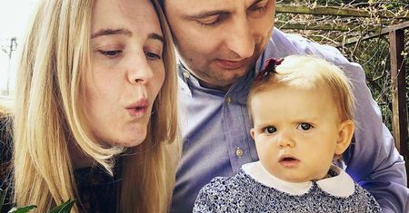 Córka kandydata na prezydenta stawia pierwsze kroki. Przepiękne zdjęcie podbija sieć