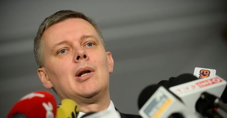 MON zarzuca Siemoniakowi "niewiarygodne kłamstwo". Jest reakcja b. szefa resortu