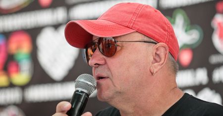 Owsiak do Pawłowicz: pani Krystyno, przepraszam, że tak wystartowałem do pani