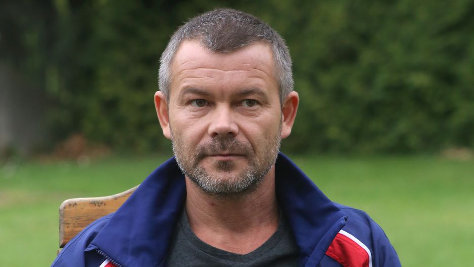 Jacek Braciak w seksistowskim wideo. "Jesteś tylko słabą kobietą"