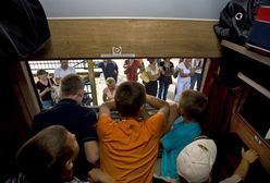 Przez całą Polskę bez klimatyzacji. Tak się jeździ TLK