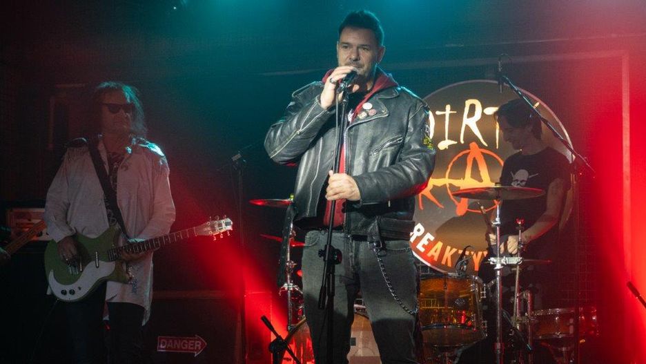 “39 i pół” powróci na ekrany telewizorów. Znamy szczegóły fabuły
