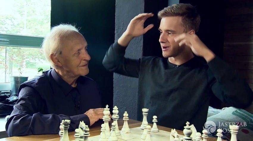 Maciej Musiał z dziadkiem w Kalendarzu Dżentelmeni 2016