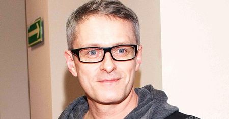 Jacek Poniedziałek żałuje, że przyznał się do swojej orientacji seksualnej: "Miałbym święty spokój" [wideo]