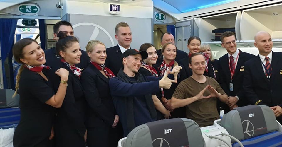 Załoga LOT z twórcami "Bożego ciała". 