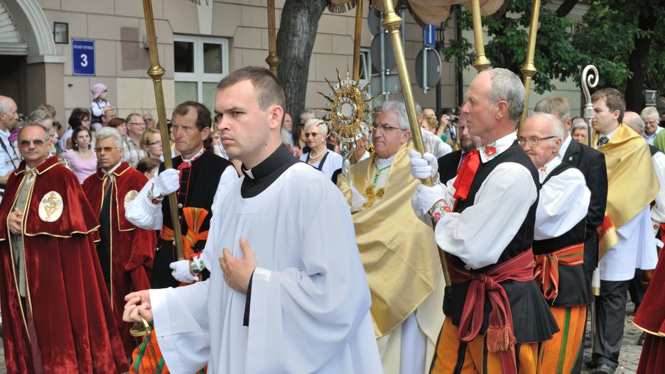 Boże Ciało 2019 odbędzie się 20 czerwca. Jest to dzień wolny od pracy.