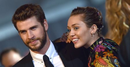 Cyrus I Hemsworth odwołali swój ślub. "Jego serce jest złamane"