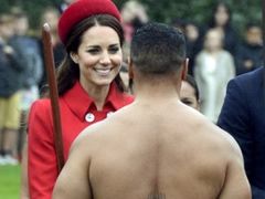 Oryginalne przywitanie Kate i Williama