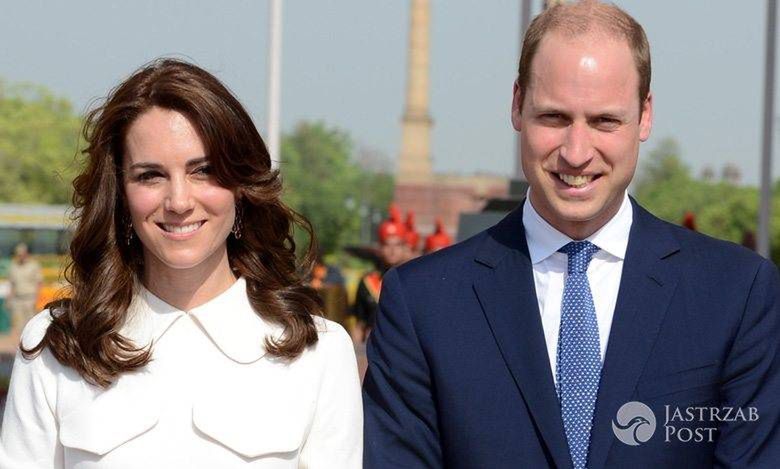 Księżna Kate o krok od wpadki. Biała sukienka spłatała jej figla podczas wizyty w Indiach