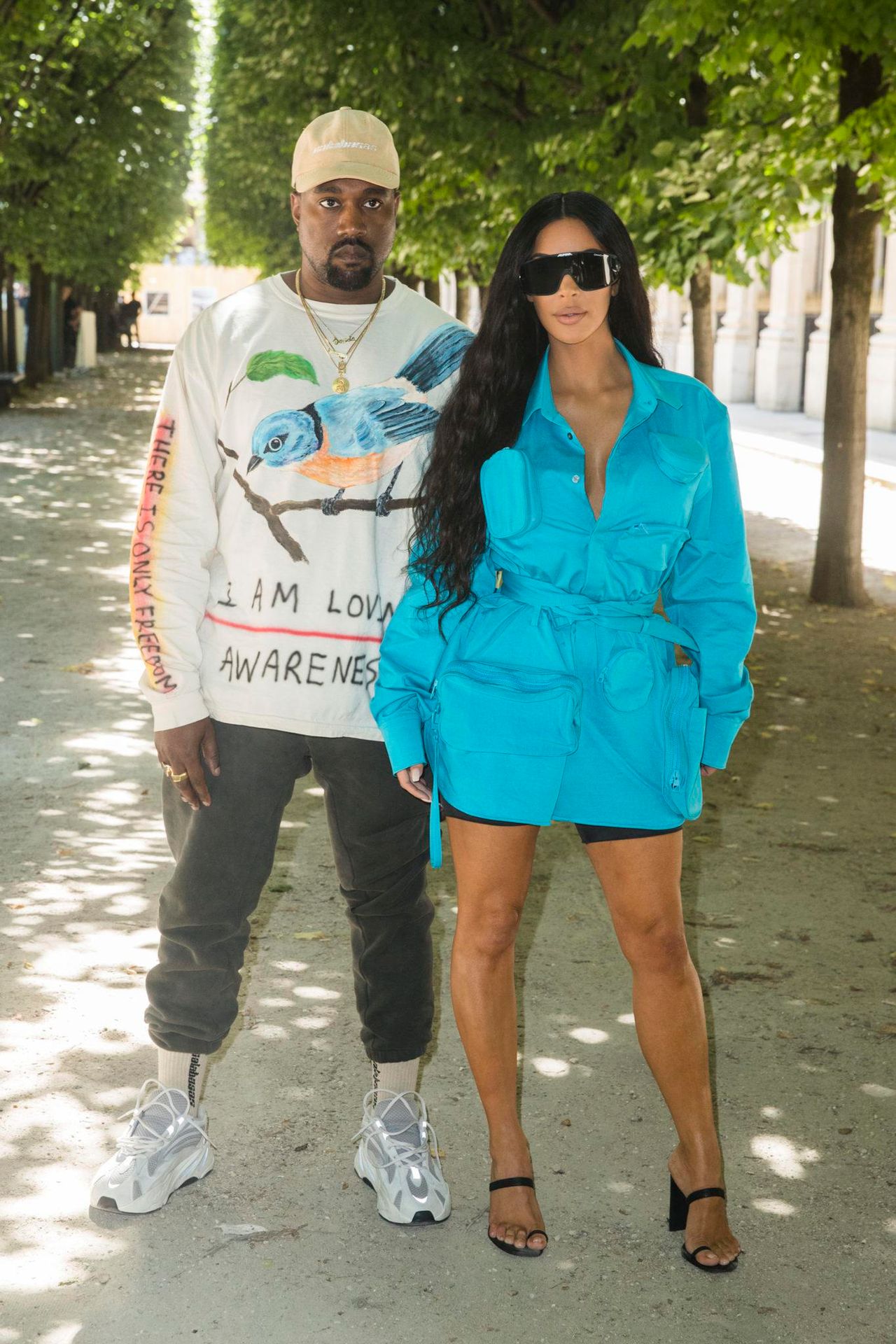Kim Kardashian i Kanye West – pokaz Louis Vuitton 2018 w Paryżu