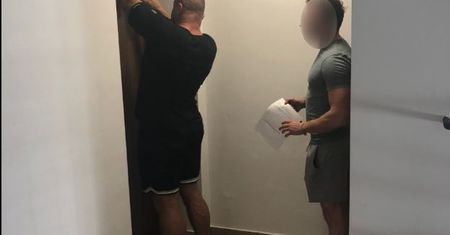 Mocne oskarżenia przedsiębiorcy. Twierdzi, że "Pudzian" zrobił mu "nalot" na hostel i rozkradł jego rzeczy