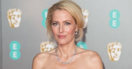 "The Crown" sezon 4.: Gillian Anderson wcieli się w Margaret Thatcher. Uderzające podobieństwo